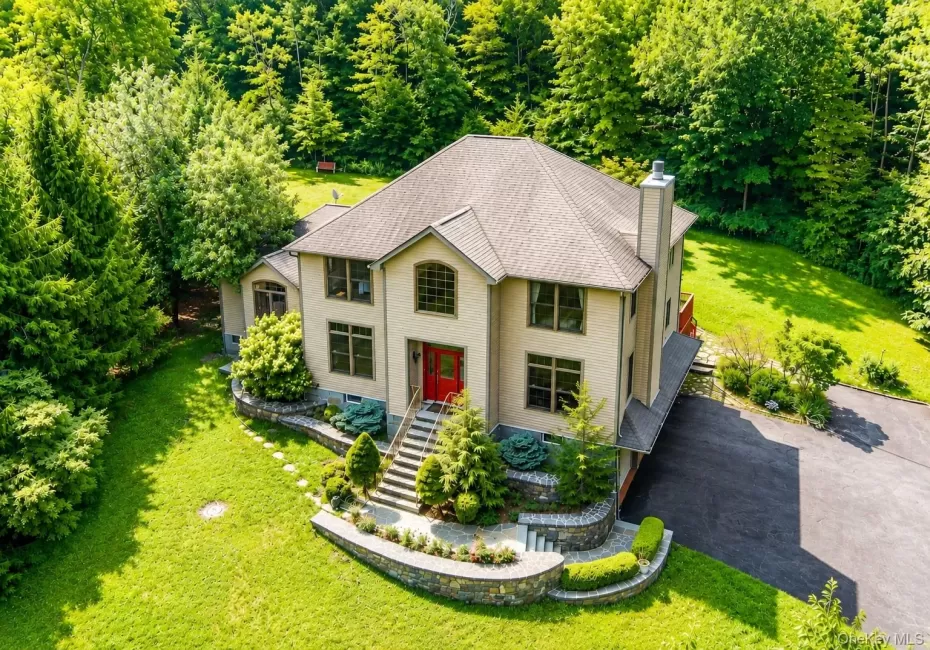 141 Old Tuxedo Road, Monroe, NY, 4 Bedrooms Bedrooms, 15 Rooms Rooms,3 BathroomsBathrooms,Residential,For Rent,Old Tuxedo,0,1027121 141 Old Tuxedo Road, Monroe, NY, 4 Bedrooms Bedrooms, 15 Rooms Rooms,3 BathroomsBathrooms,Residential,For Rent,Old Tuxedo,0,1027121