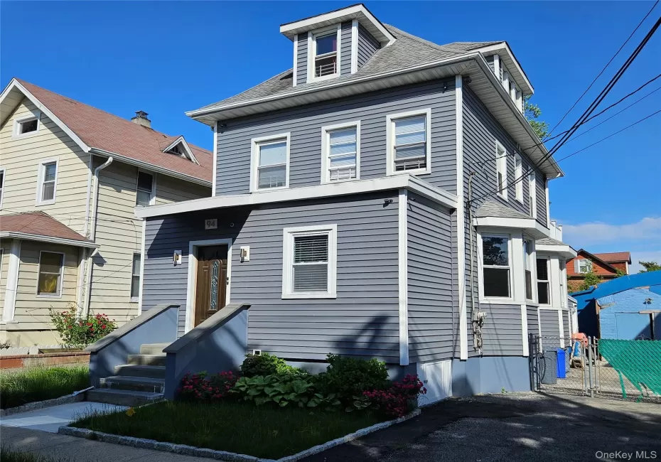 94 Briggs Avenue, Yonkers, NY, 3 Bedrooms Bedrooms, 6 Rooms Rooms,2 BathroomsBathrooms,Residential Lease,For Rent,Briggs,0,1034690 94 Briggs Avenue, Yonkers, NY, 3 Bedrooms Bedrooms, 6 Rooms Rooms,2 BathroomsBathrooms,Residential Lease,For Rent,Briggs,0,1034690