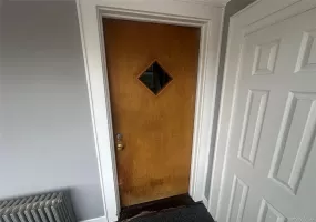 11 Post Avenue, Hempstead, NY, 1 Bedroom Bedrooms, 4 Rooms Rooms,1 BathroomBathrooms,Residential Lease,For Rent,Post,0,1027871 11 Post Avenue, Hempstead, NY, 1 Bedroom Bedrooms, 4 Rooms Rooms,1 BathroomBathrooms,Residential Lease,For Rent,Post,0,1027871