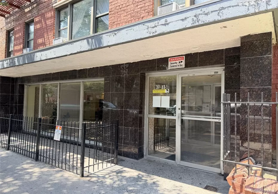 91-15 Lamont Avenue, New York, NY, 1 Bedroom Bedrooms, 4 Rooms Rooms,1 BathroomBathrooms,Residential,For Rent,Lamont,0,1031080 91-15 Lamont Avenue, New York, NY, 1 Bedroom Bedrooms, 4 Rooms Rooms,1 BathroomBathrooms,Residential,For Rent,Lamont,0,1031080