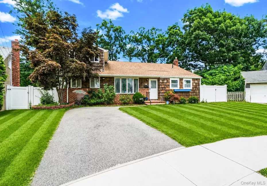 2275 Hynes Place, Hempstead, NY, 4 Bedrooms Bedrooms, 8 Rooms Rooms,2 BathroomsBathrooms,Residential,For Rent,Hynes,0,1034854 2275 Hynes Place, Hempstead, NY, 4 Bedrooms Bedrooms, 8 Rooms Rooms,2 BathroomsBathrooms,Residential,For Rent,Hynes,0,1034854