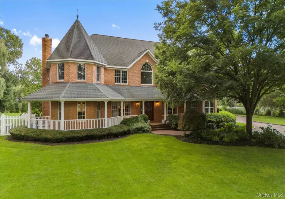 17 Hunt Court, Oyster Bay, NY, 6 Bedrooms Bedrooms, 12 Rooms Rooms,5 BathroomsBathrooms,Residential,For Rent,Hunt,0,1034020 17 Hunt Court, Oyster Bay, NY, 6 Bedrooms Bedrooms, 12 Rooms Rooms,5 BathroomsBathrooms,Residential,For Rent,Hunt,0,1034020