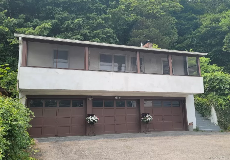 26 Mearns Avenue, Highlands, NY, 3 Bedrooms Bedrooms, 6 Rooms Rooms,1 BathroomBathrooms,Residential Lease,For Rent,Mearns,0,1035003 26 Mearns Avenue, Highlands, NY, 3 Bedrooms Bedrooms, 6 Rooms Rooms,1 BathroomBathrooms,Residential Lease,For Rent,Mearns,0,1035003