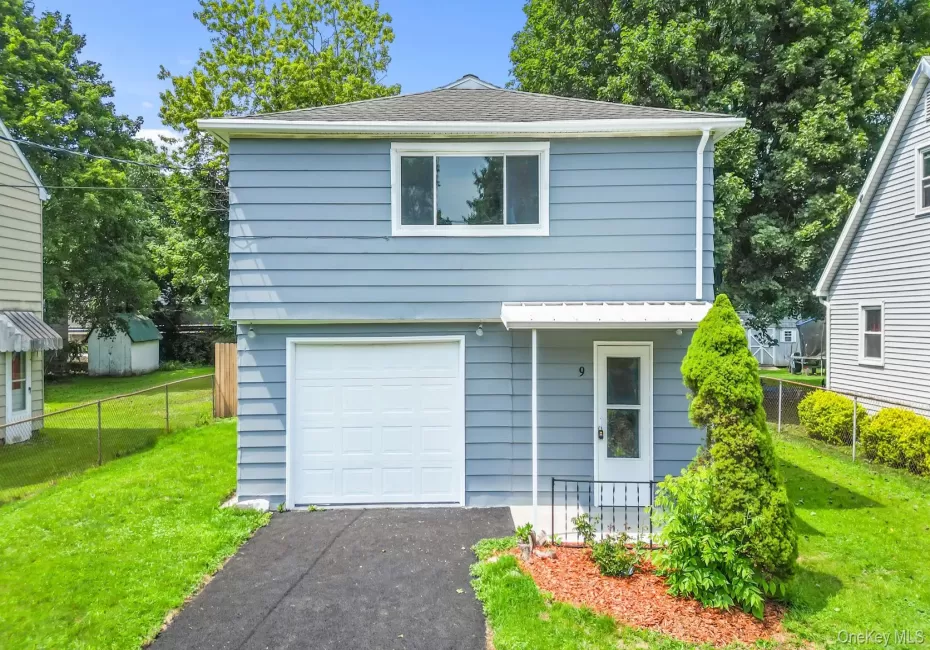 9 Carmichael Road, Binghamton, NY, 2 Bedrooms Bedrooms, 5 Rooms Rooms,1 BathroomBathrooms,Residential,For Rent,Carmichael,0,1034085 9 Carmichael Road, Binghamton, NY, 2 Bedrooms Bedrooms, 5 Rooms Rooms,1 BathroomBathrooms,Residential,For Rent,Carmichael,0,1034085