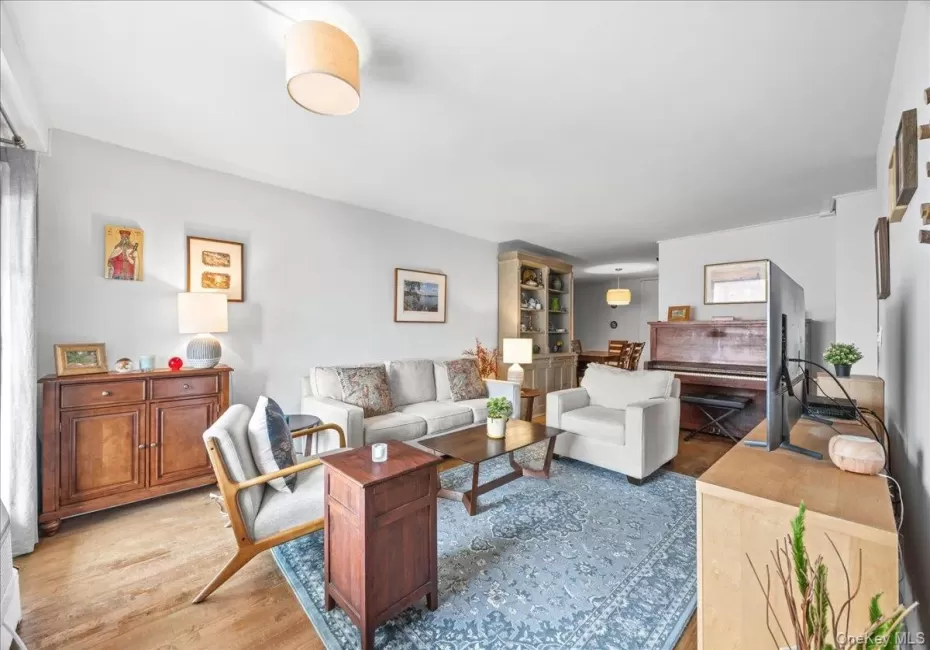 5700 Arlington Avenue, New York, NY, 2 Bedrooms Bedrooms, 4 Rooms Rooms,1 BathroomBathrooms,Residential,For Rent,Arlington,0,1034837 5700 Arlington Avenue, New York, NY, 2 Bedrooms Bedrooms, 4 Rooms Rooms,1 BathroomBathrooms,Residential,For Rent,Arlington,0,1034837