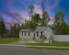 73 Harrison Avenue, Babylon, NY, 3 Bedrooms Bedrooms, 5 Rooms Rooms,1 BathroomBathrooms,Residential,For Rent,Harrison,0,990922 73 Harrison Avenue, Babylon, NY, 3 Bedrooms Bedrooms, 5 Rooms Rooms,1 BathroomBathrooms,Residential,For Rent,Harrison,0,990922