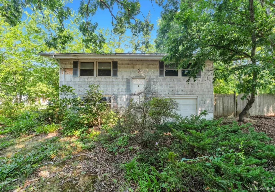 41 Arrowhead Lane, Brookhaven, NY, 3 Bedrooms Bedrooms, 8 Rooms Rooms,1 BathroomBathrooms,Residential,For Rent,Arrowhead,0,1026315 41 Arrowhead Lane, Brookhaven, NY, 3 Bedrooms Bedrooms, 8 Rooms Rooms,1 BathroomBathrooms,Residential,For Rent,Arrowhead,0,1026315
