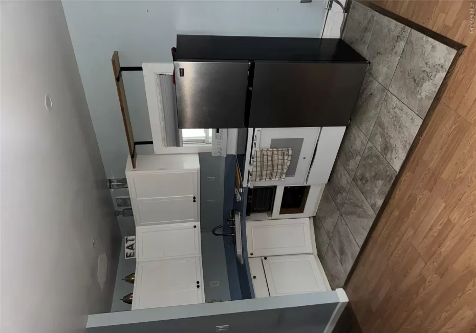14 Locust Street, Smithtown, NY, 1 Bedroom Bedrooms, 3 Rooms Rooms,1 BathroomBathrooms,Residential Lease,For Rent,Locust,0,1035133 14 Locust Street, Smithtown, NY, 1 Bedroom Bedrooms, 3 Rooms Rooms,1 BathroomBathrooms,Residential Lease,For Rent,Locust,0,1035133