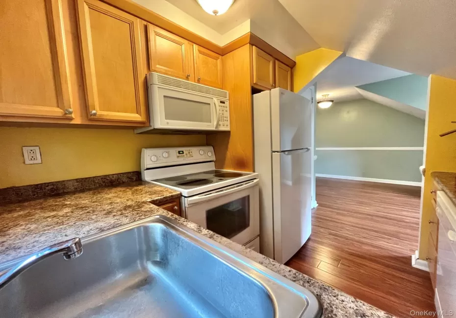 7 Ferndale Place, Mamaroneck, NY, 3 Bedrooms Bedrooms, 5 Rooms Rooms,1 BathroomBathrooms,Residential Lease,For Rent,Ferndale,0,1035031 7 Ferndale Place, Mamaroneck, NY, 3 Bedrooms Bedrooms, 5 Rooms Rooms,1 BathroomBathrooms,Residential Lease,For Rent,Ferndale,0,1035031