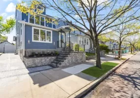 111-68 147th Street, New York, NY, 3 Bedrooms Bedrooms, 7 Rooms Rooms,2 BathroomsBathrooms,Residential Lease,For Rent,147th,0,1030517 111-68 147th Street, New York, NY, 3 Bedrooms Bedrooms, 7 Rooms Rooms,2 BathroomsBathrooms,Residential Lease,For Rent,147th,0,1030517