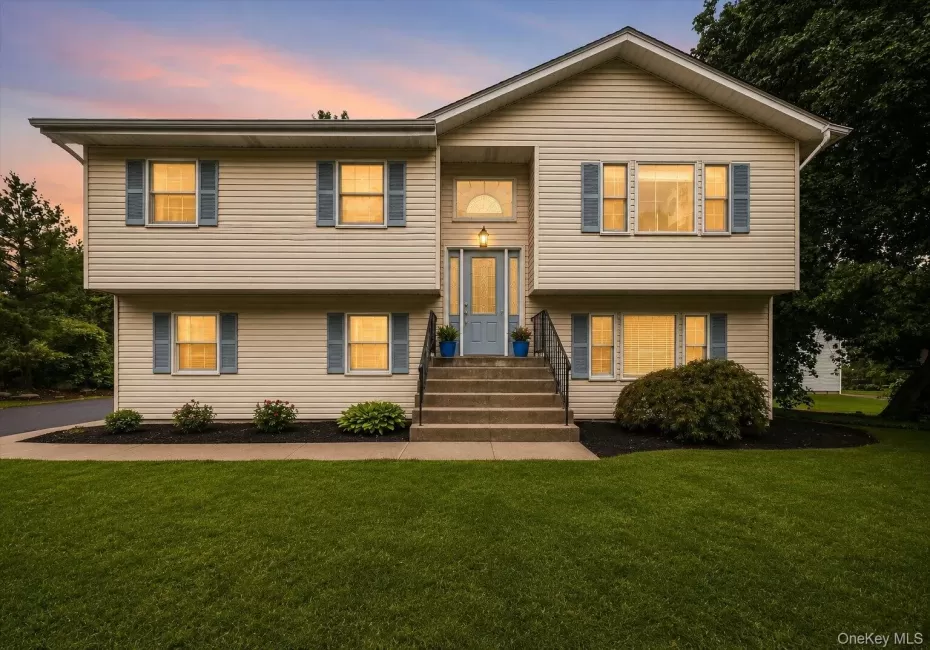 30 Suffern Road, Ramapo, NY, 4 Bedrooms Bedrooms, 9 Rooms Rooms,3 BathroomsBathrooms,Residential,For Rent,Suffern,0,1030956 30 Suffern Road, Ramapo, NY, 4 Bedrooms Bedrooms, 9 Rooms Rooms,3 BathroomsBathrooms,Residential,For Rent,Suffern,0,1030956