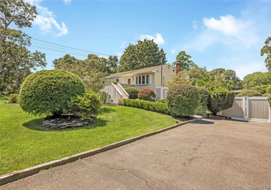 615 Sleepy Hollow Drive, Brookhaven, NY, 4 Bedrooms Bedrooms, 12 Rooms Rooms,2 BathroomsBathrooms,Residential,For Rent,Sleepy Hollow,0,1032586 615 Sleepy Hollow Drive, Brookhaven, NY, 4 Bedrooms Bedrooms, 12 Rooms Rooms,2 BathroomsBathrooms,Residential,For Rent,Sleepy Hollow,0,1032586