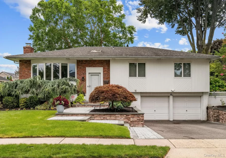 1 Cortland Avenue, Oyster Bay, NY, 4 Bedrooms Bedrooms, 8 Rooms Rooms,3 BathroomsBathrooms,Residential,For Rent,Cortland,0,1032453 1 Cortland Avenue, Oyster Bay, NY, 4 Bedrooms Bedrooms, 8 Rooms Rooms,3 BathroomsBathrooms,Residential,For Rent,Cortland,0,1032453