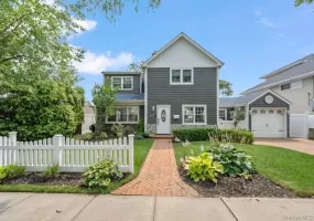 57 Beach Road, Oyster Bay, NY, 3 Bedrooms Bedrooms, 7 Rooms Rooms,3 BathroomsBathrooms,Residential,For Rent,Beach,0,1028348 57 Beach Road, Oyster Bay, NY, 3 Bedrooms Bedrooms, 7 Rooms Rooms,3 BathroomsBathrooms,Residential,For Rent,Beach,0,1028348