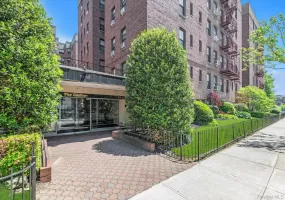 83-35 139 Street, New York, NY, 2 Bedrooms Bedrooms, 5 Rooms Rooms,1 BathroomBathrooms,Residential,For Rent,139,0,000177 83-35 139 Street, New York, NY, 2 Bedrooms Bedrooms, 5 Rooms Rooms,1 BathroomBathrooms,Residential,For Rent,139,0,000177