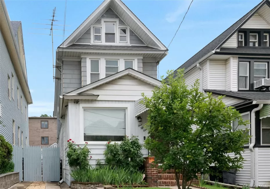 151 Beechwood Avenue, Mount Vernon, NY, 3 Bedrooms Bedrooms, 6 Rooms Rooms,1 BathroomBathrooms,Residential,For Rent,Beechwood,0,1022056 151 Beechwood Avenue, Mount Vernon, NY, 3 Bedrooms Bedrooms, 6 Rooms Rooms,1 BathroomBathrooms,Residential,For Rent,Beechwood,0,1022056