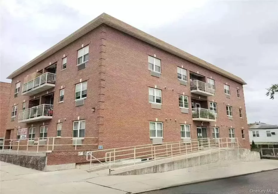 36-41 169th Street, New York, NY, 2 Bedrooms Bedrooms, 5 Rooms Rooms,2 BathroomsBathrooms,Residential,For Rent,169th,0,1035079 36-41 169th Street, New York, NY, 2 Bedrooms Bedrooms, 5 Rooms Rooms,2 BathroomsBathrooms,Residential,For Rent,169th,0,1035079