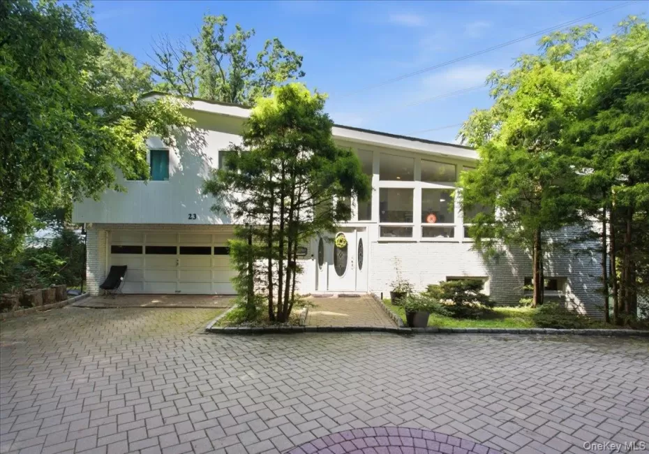23 Greenville Road, Greenburgh, NY, 5 Bedrooms Bedrooms, 9 Rooms Rooms,2 BathroomsBathrooms,Residential,For Rent,Greenville,0,1030360 23 Greenville Road, Greenburgh, NY, 5 Bedrooms Bedrooms, 9 Rooms Rooms,2 BathroomsBathrooms,Residential,For Rent,Greenville,0,1030360