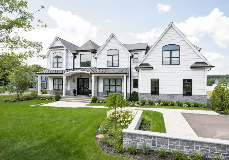 15 Wildwood Drive, Huntington, NY, 5 Bedrooms Bedrooms, 12 Rooms Rooms,4 BathroomsBathrooms,Residential,For Rent,Wildwood,0,1034478 15 Wildwood Drive, Huntington, NY, 5 Bedrooms Bedrooms, 12 Rooms Rooms,4 BathroomsBathrooms,Residential,For Rent,Wildwood,0,1034478