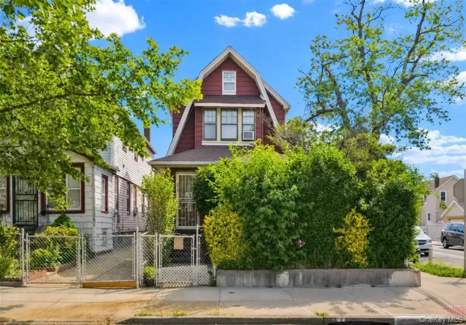 88-49 185th Street, New York, NY, 5 Bedrooms Bedrooms, 9 Rooms Rooms,2 BathroomsBathrooms,Residential,For Rent,185th,0,1011670 88-49 185th Street, New York, NY, 5 Bedrooms Bedrooms, 9 Rooms Rooms,2 BathroomsBathrooms,Residential,For Rent,185th,0,1011670