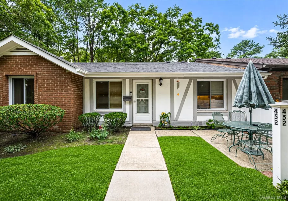 452 Birchwood Road, Brookhaven, NY, 1 Bedroom Bedrooms, 4 Rooms Rooms,1 BathroomBathrooms,Residential,For Rent,Birchwood Road,0,1034641 452 Birchwood Road, Brookhaven, NY, 1 Bedroom Bedrooms, 4 Rooms Rooms,1 BathroomBathrooms,Residential,For Rent,Birchwood Road,0,1034641
