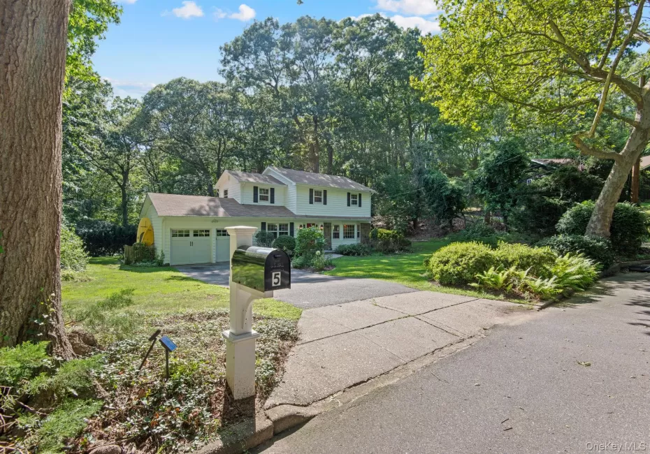 5 Harbor Court, Huntington, NY, 4 Bedrooms Bedrooms, 9 Rooms Rooms,2 BathroomsBathrooms,Residential,For Rent,Harbor,0,1034668 5 Harbor Court, Huntington, NY, 4 Bedrooms Bedrooms, 9 Rooms Rooms,2 BathroomsBathrooms,Residential,For Rent,Harbor,0,1034668