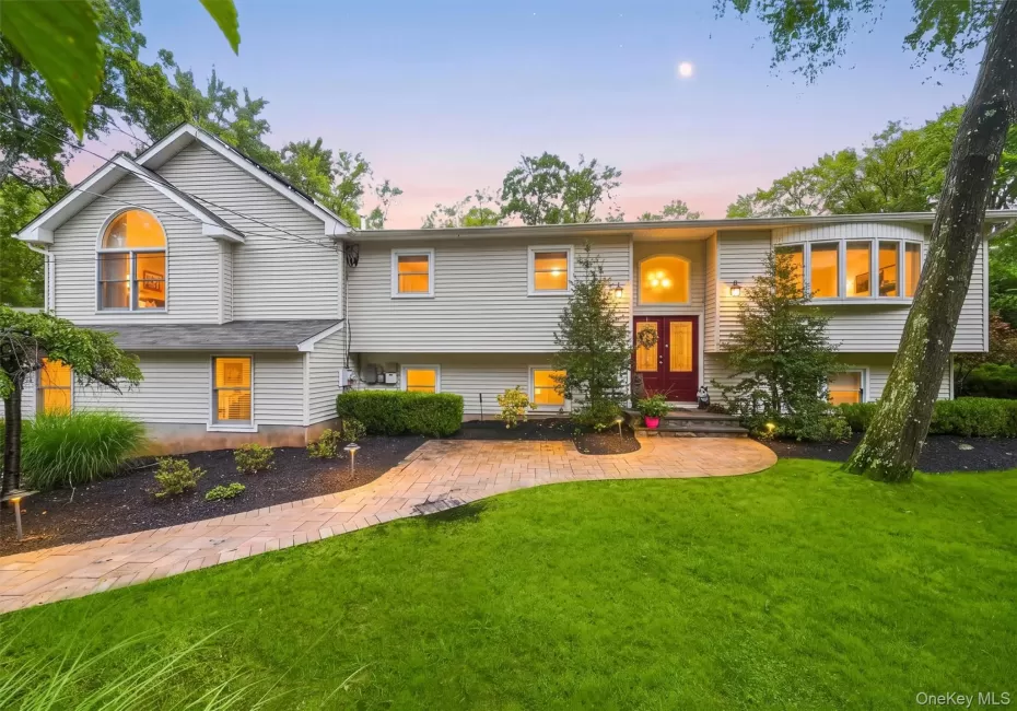 12 Brentwood Drive, Clarkstown, NY, 7 Bedrooms Bedrooms, 14 Rooms Rooms,6 BathroomsBathrooms,Residential,For Rent,Brentwood,0,1034232 12 Brentwood Drive, Clarkstown, NY, 7 Bedrooms Bedrooms, 14 Rooms Rooms,6 BathroomsBathrooms,Residential,For Rent,Brentwood,0,1034232