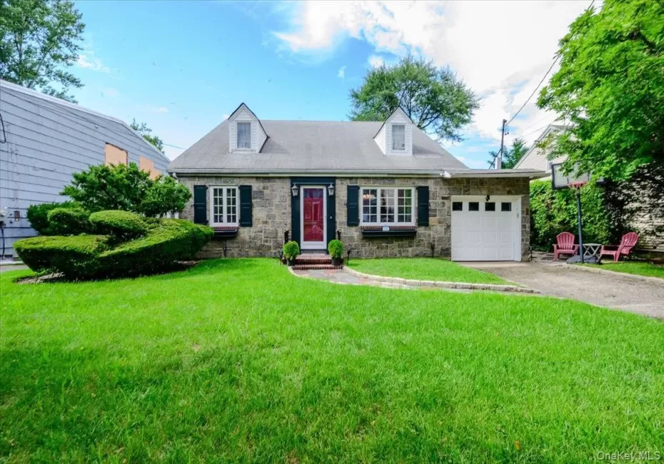 928 Northfield Road, Hempstead, NY, 4 Bedrooms Bedrooms, 7 Rooms Rooms,2 BathroomsBathrooms,Residential,For Rent,Northfield,0,1035400 928 Northfield Road, Hempstead, NY, 4 Bedrooms Bedrooms, 7 Rooms Rooms,2 BathroomsBathrooms,Residential,For Rent,Northfield,0,1035400