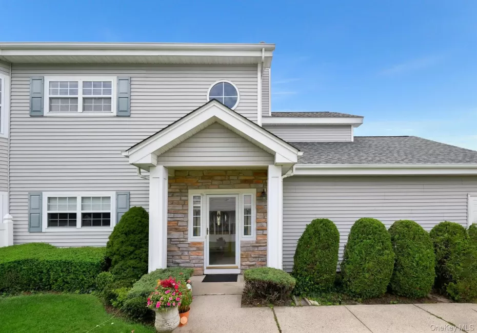 533 Highland Court, Brookhaven, NY, 2 Bedrooms Bedrooms, 6 Rooms Rooms,2 BathroomsBathrooms,Residential,For Rent,Highland,0,1035179 533 Highland Court, Brookhaven, NY, 2 Bedrooms Bedrooms, 6 Rooms Rooms,2 BathroomsBathrooms,Residential,For Rent,Highland,0,1035179
