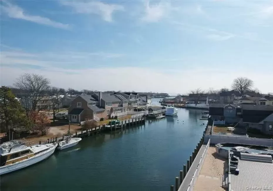 370 Clocks Boulevard, Oyster Bay, NY, 4 Bedrooms Bedrooms, 9 Rooms Rooms,2 BathroomsBathrooms,Residential,For Rent,Clocks,0,1035484 370 Clocks Boulevard, Oyster Bay, NY, 4 Bedrooms Bedrooms, 9 Rooms Rooms,2 BathroomsBathrooms,Residential,For Rent,Clocks,0,1035484