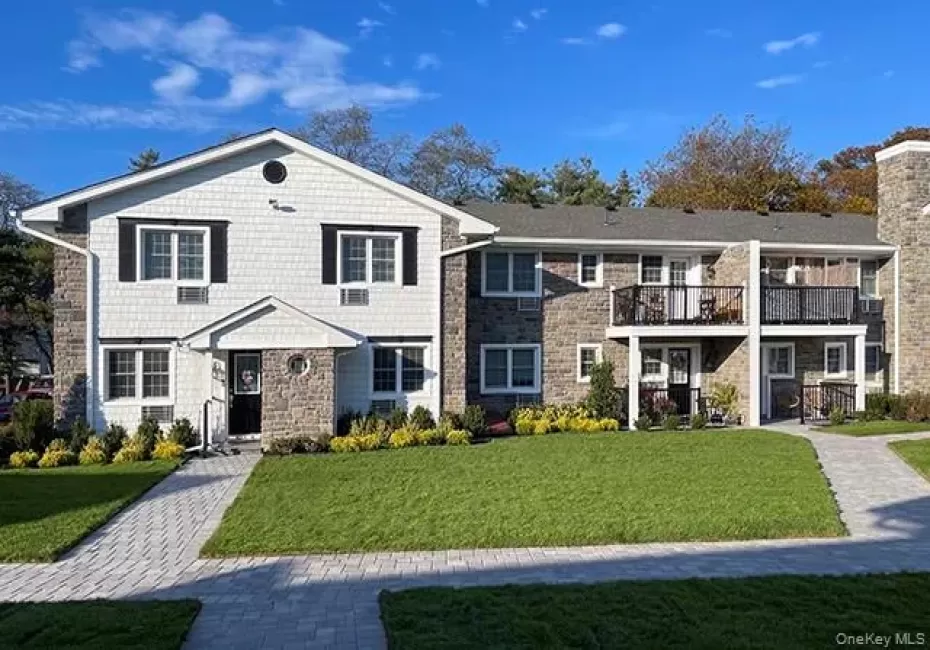 50 Lamplighter Lane, Oyster Bay, NY, 3 Bedrooms Bedrooms, 7 Rooms Rooms,2 BathroomsBathrooms,Residential Lease,For Rent,Lamplighter,0,1035556 50 Lamplighter Lane, Oyster Bay, NY, 3 Bedrooms Bedrooms, 7 Rooms Rooms,2 BathroomsBathrooms,Residential Lease,For Rent,Lamplighter,0,1035556