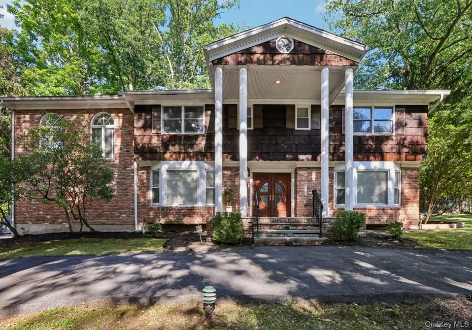 39 Woodhaven Drive, Clarkstown, NY, 6 Bedrooms Bedrooms, 17 Rooms Rooms,5 BathroomsBathrooms,Residential,For Rent,Woodhaven,0,1024286 39 Woodhaven Drive, Clarkstown, NY, 6 Bedrooms Bedrooms, 17 Rooms Rooms,5 BathroomsBathrooms,Residential,For Rent,Woodhaven,0,1024286