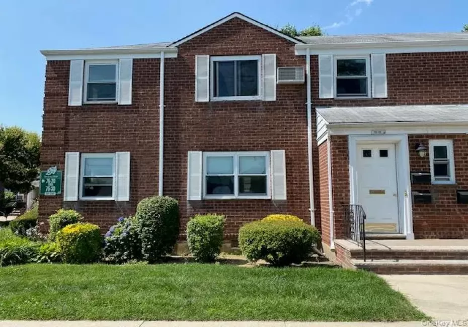 75-18 263rd, New York, NY, 2 Bedrooms Bedrooms, 4 Rooms Rooms,1 BathroomBathrooms,Residential,For Rent,263rd,0,1030714 75-18 263rd, New York, NY, 2 Bedrooms Bedrooms, 4 Rooms Rooms,1 BathroomBathrooms,Residential,For Rent,263rd,0,1030714
