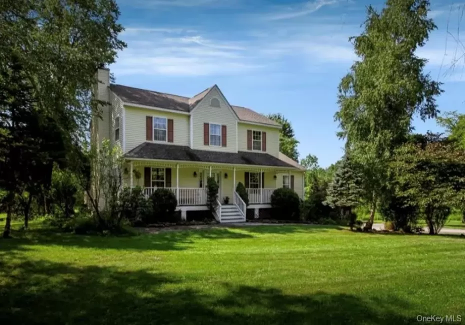 28 Church Farm Road, Gardiner, NY, 3 Bedrooms Bedrooms, 8 Rooms Rooms,2 BathroomsBathrooms,Residential,For Rent,Church Farm,0,1034470 28 Church Farm Road, Gardiner, NY, 3 Bedrooms Bedrooms, 8 Rooms Rooms,2 BathroomsBathrooms,Residential,For Rent,Church Farm,0,1034470