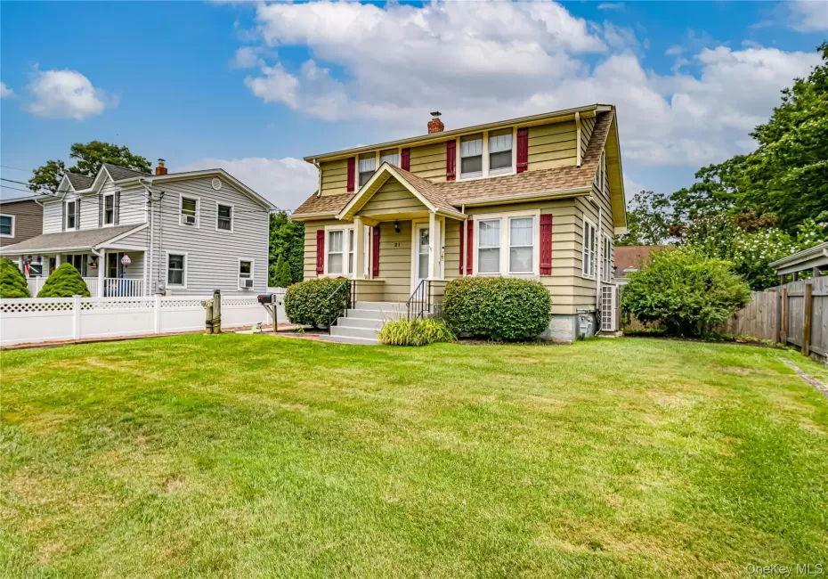 21 Bay 3rd Street, Islip, NY, 2 Bedrooms Bedrooms, 6 Rooms Rooms,1 BathroomBathrooms,Residential,For Rent,Bay 3rd,0,1023939 21 Bay 3rd Street, Islip, NY, 2 Bedrooms Bedrooms, 6 Rooms Rooms,1 BathroomBathrooms,Residential,For Rent,Bay 3rd,0,1023939