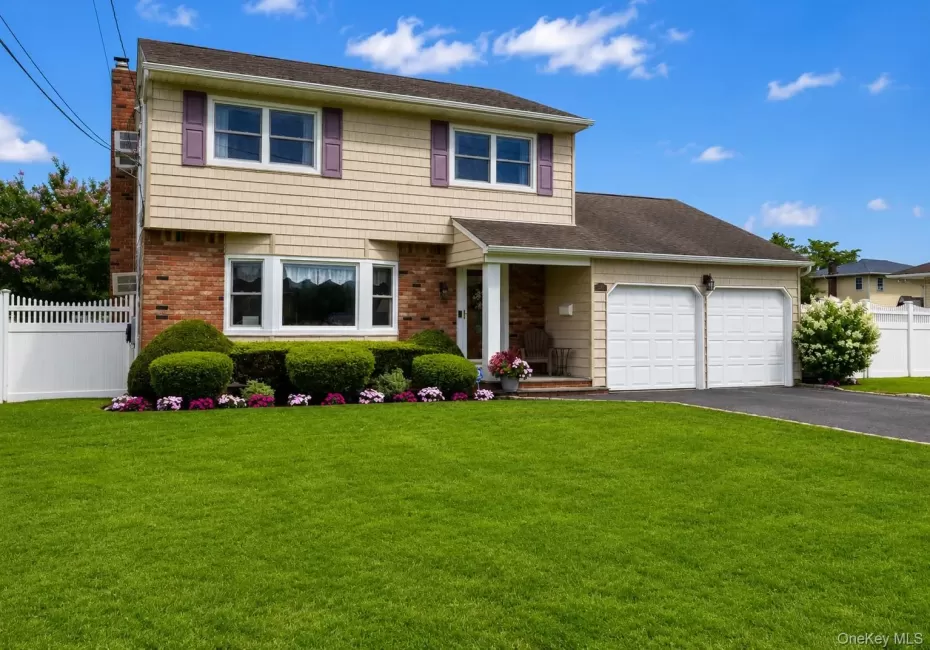 1453 10th Street, West Babylon, NY, 3 Bedrooms Bedrooms, 7 Rooms Rooms,2 BathroomsBathrooms,Residential,For Rent,10th,0,1034685 1453 10th Street, West Babylon, NY, 3 Bedrooms Bedrooms, 7 Rooms Rooms,2 BathroomsBathrooms,Residential,For Rent,10th,0,1034685